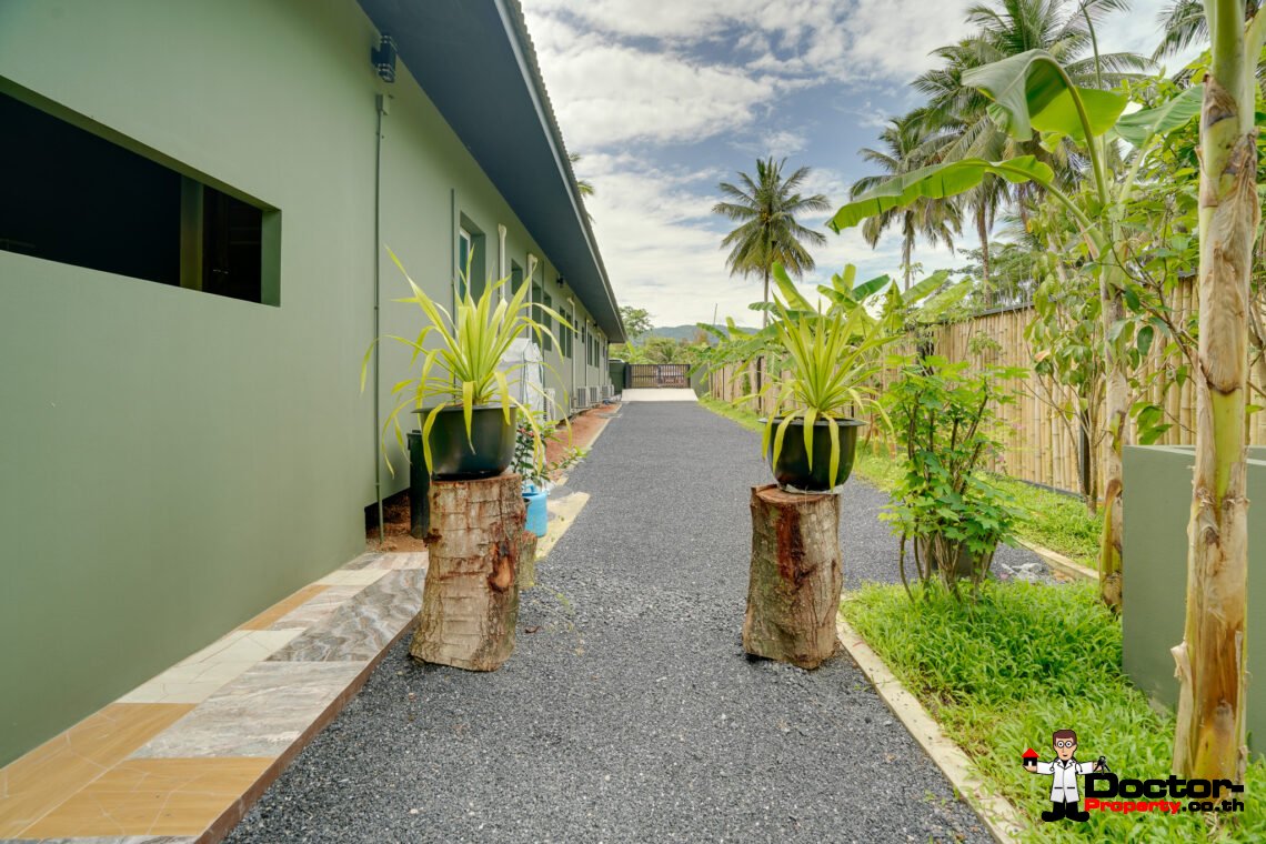 7 Bedroom Resort with Pool in Lipa Noi, Koh Samui – For Sale